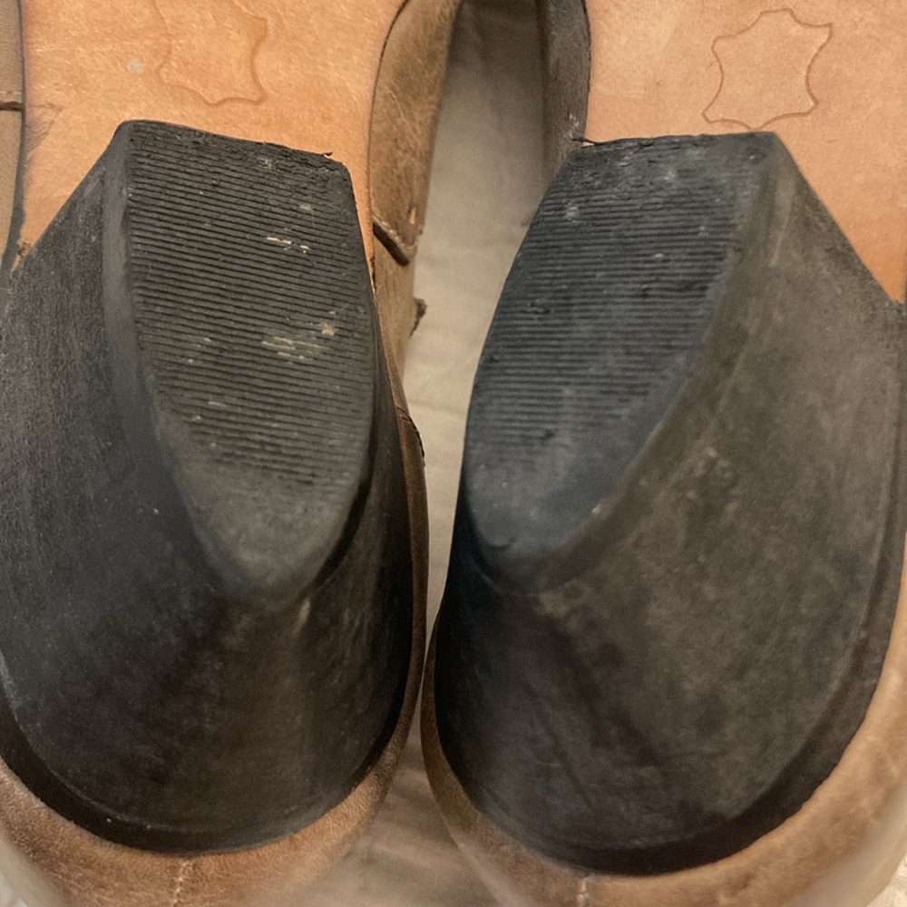 FREE PEOPLE Monument Western Leather Bootie in Distressed Gray. Size 39 EUC - Picture 9 of 15